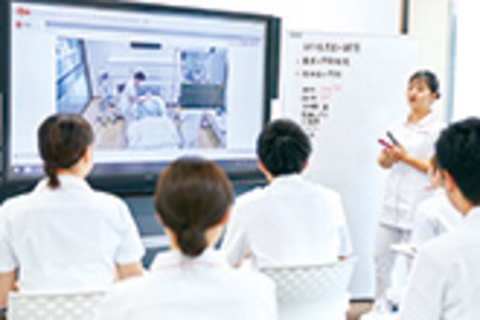 四天王寺大学 「地域医療」と「最先端医療」両方を本格的に学ぶ学修システムで、地域の人々を支える看護職を育成。