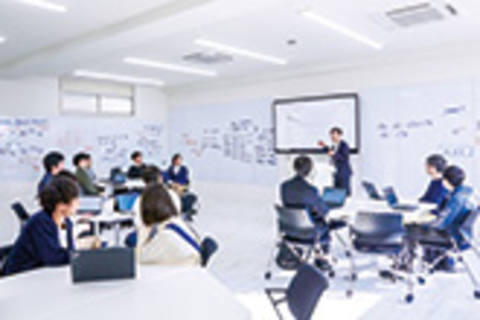 静岡理工科大学 高度なICTを核にした創造的な教育・研究の活動拠点